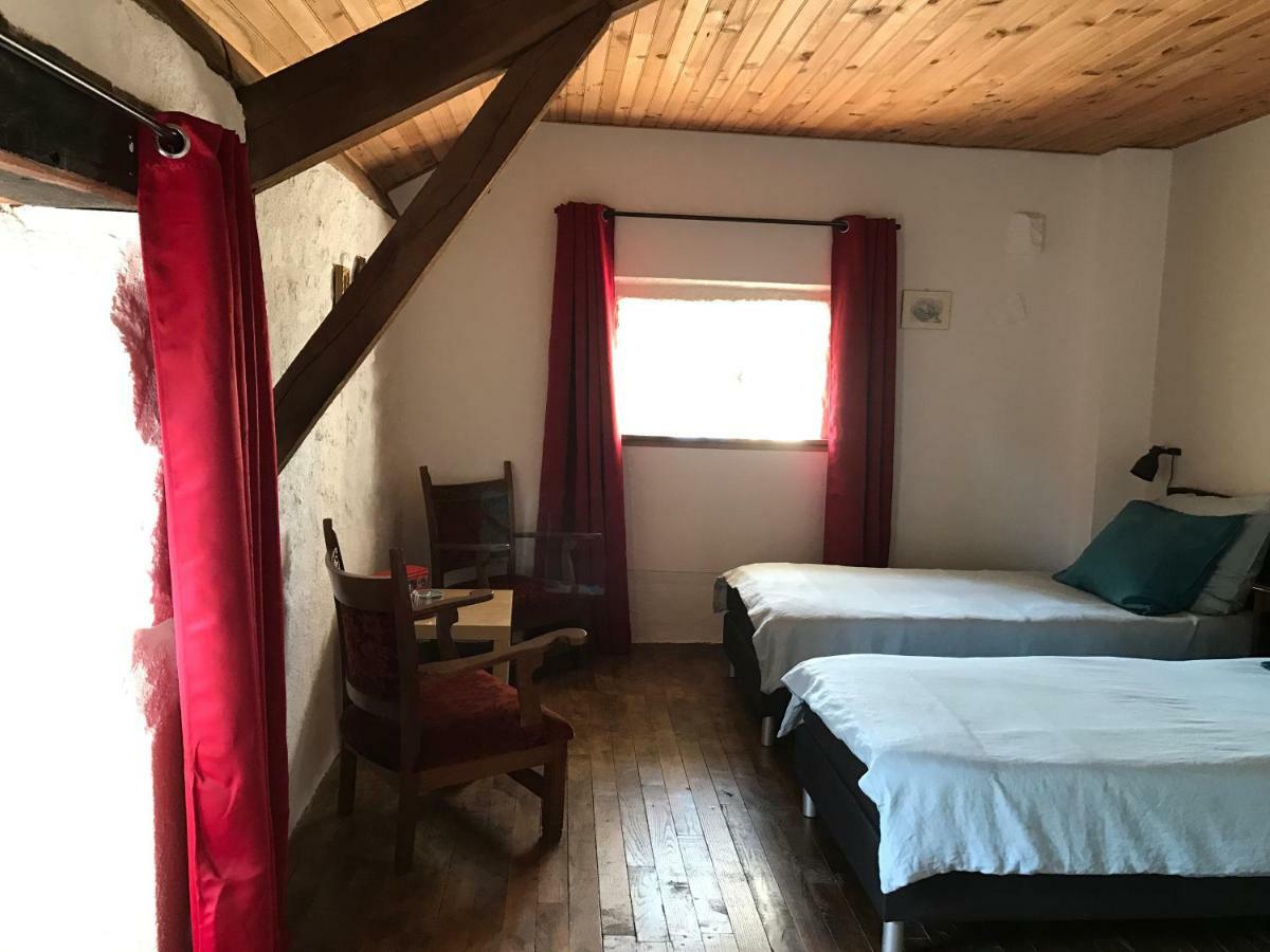 Bed and Breakfast Domaine Les Teuilleres Lacam-d'Ourcet Экстерьер фото