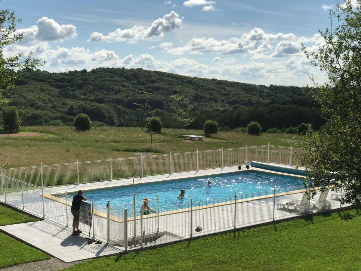 Bed and Breakfast Domaine Les Teuilleres Lacam-d'Ourcet Экстерьер фото